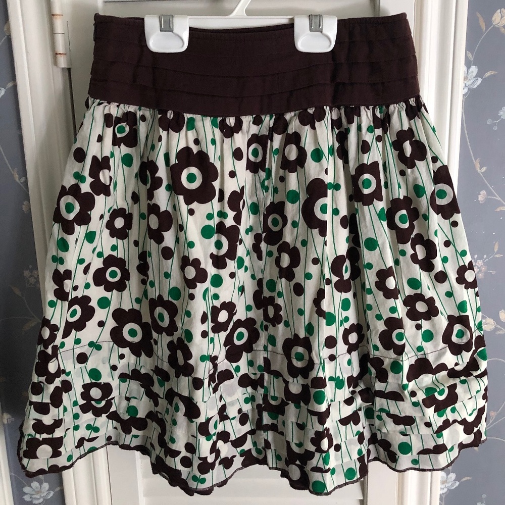 XXI Forever 21 Size XS Floral Tiered Skirt with Petticoat and Band, Side Zipper